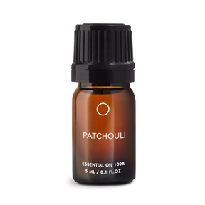 El aceite esencial 100% natural de Patchuli (Patchouli) Excelente antiséptico y antimicrobiano previene contagios infecciosos. Excelente afrodisíaco, combate la frigidez. Trata pie de atleta y hongos. Sedante, antidepresivo y ansiolítico. Ideal para tratar pieles secas y congestionadas. Propiedades anti-age. Combate la caspa y la seborrea.. Gotero 5ml.